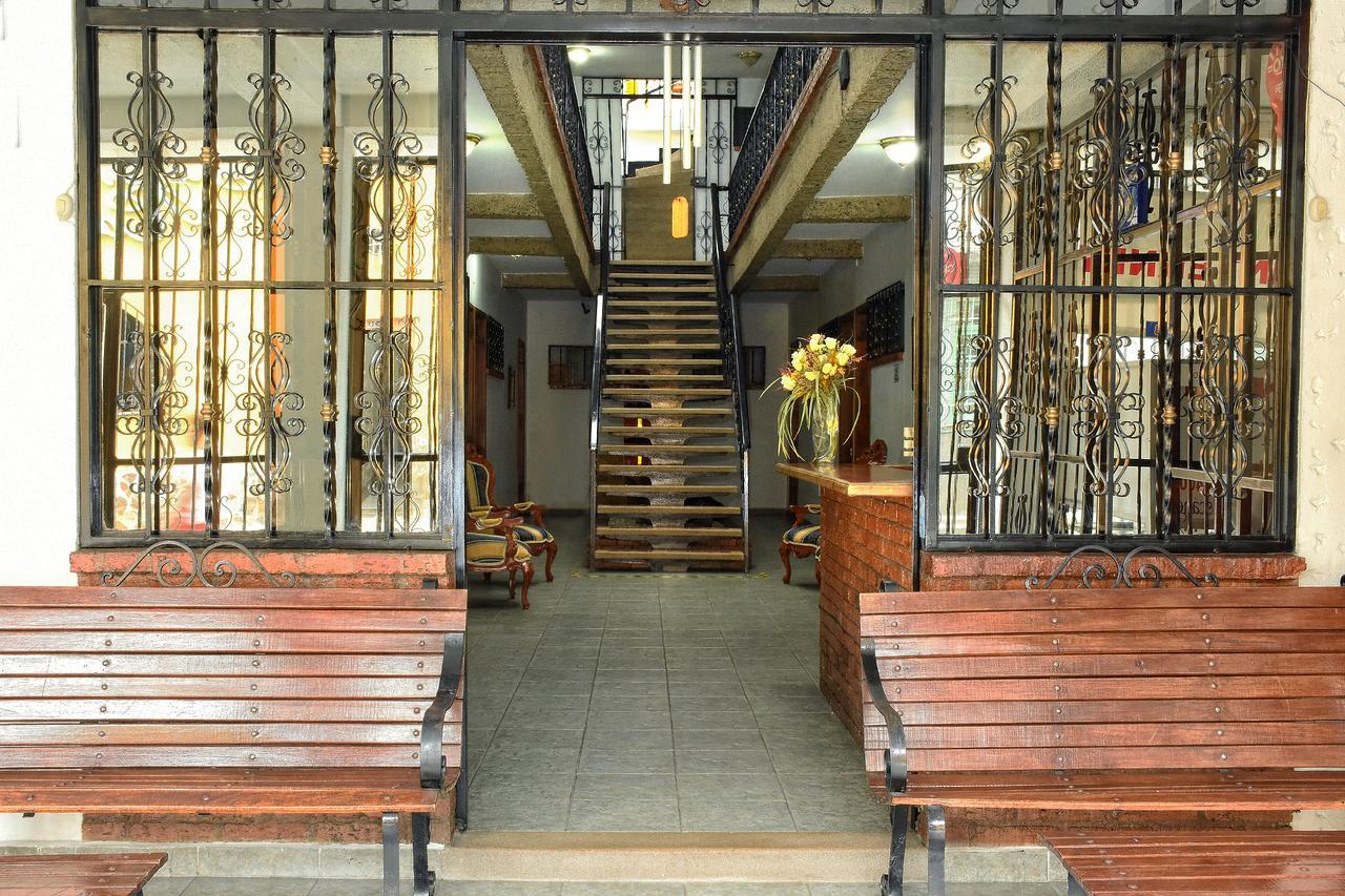 Hotel El Lago 2 Pereira Kültér fotó