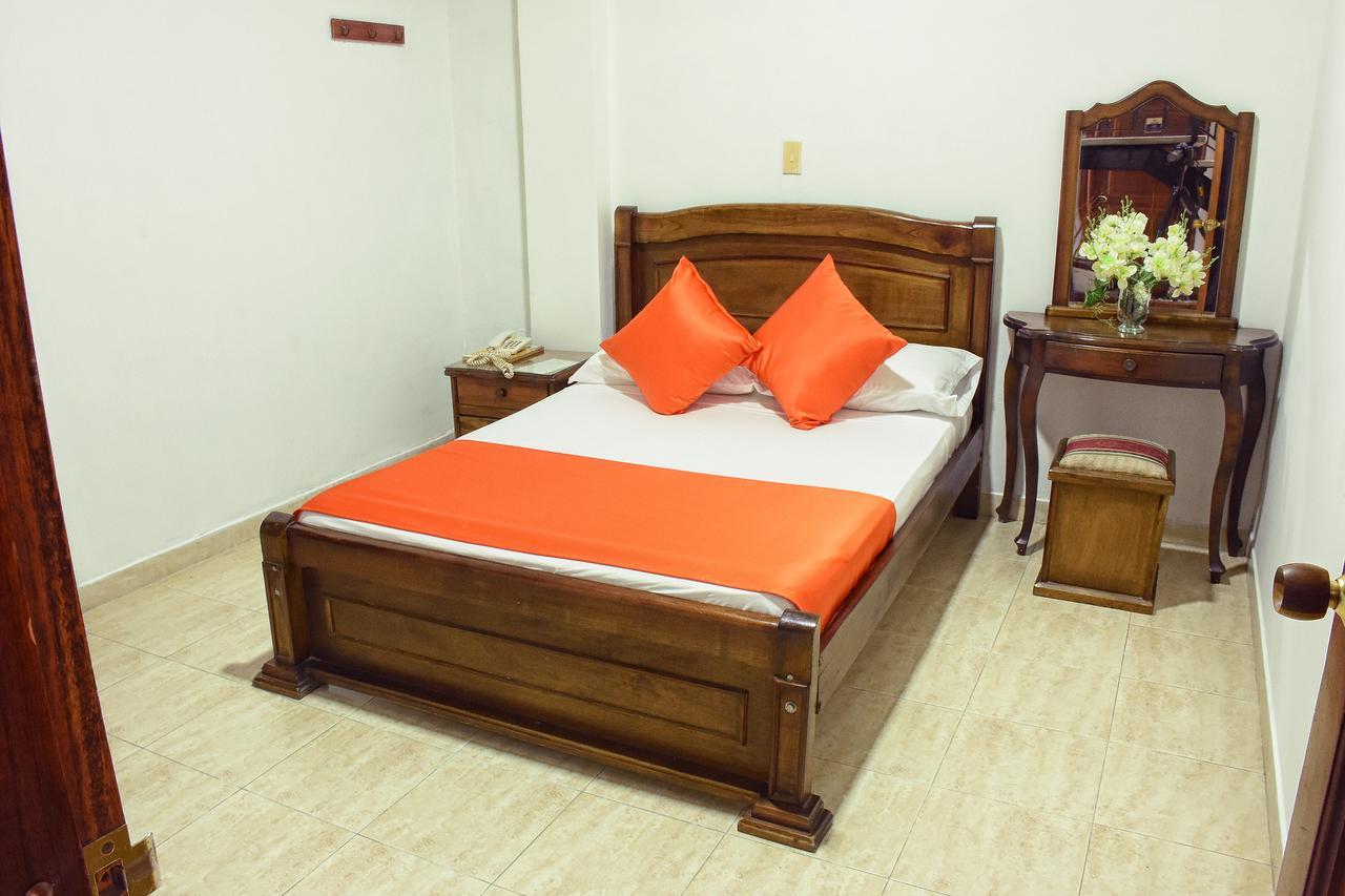Hotel El Lago 2 Pereira Kültér fotó